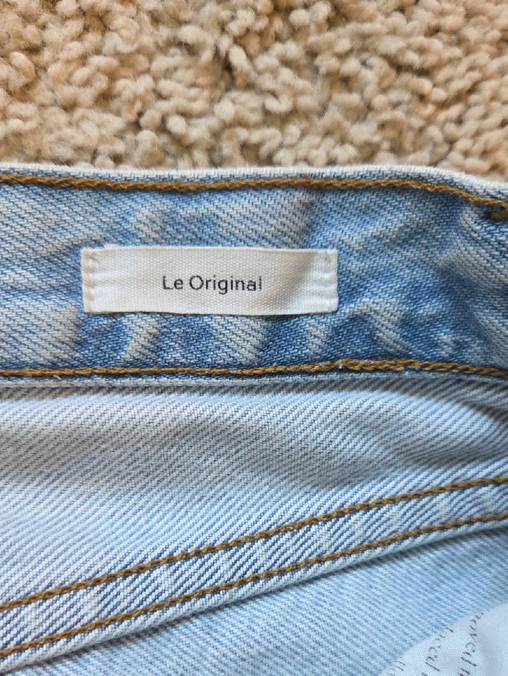 Frame Distressed Jeans - Picture 5 of 7